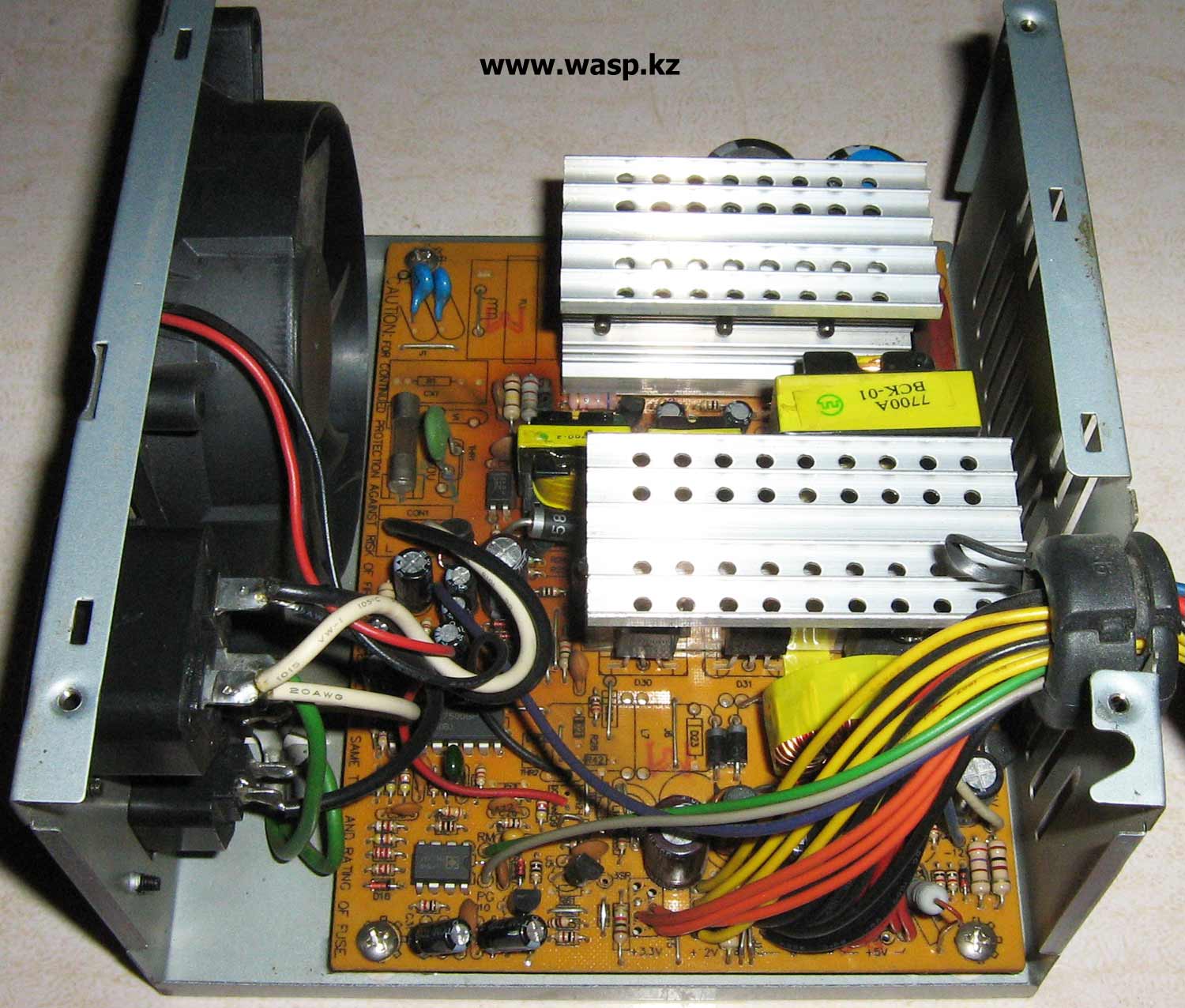 ATX-300W P4 ремонт неизвестного блока питания Нонейм ATX-300W P4 ремонт неизвестного блока питания Нонейм