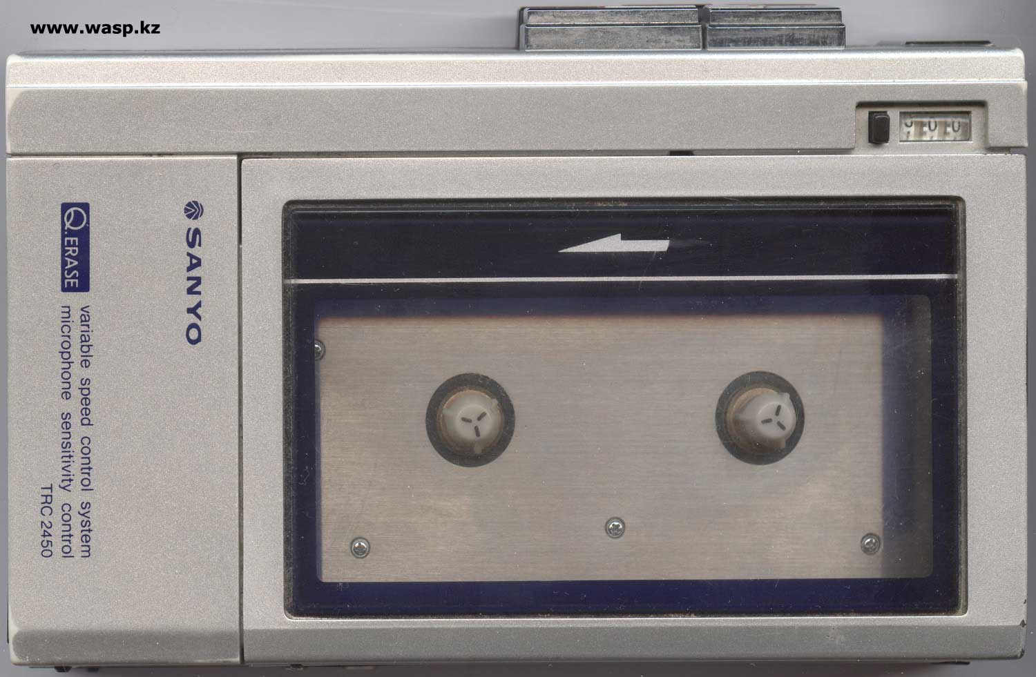 диктофон Sanyo TRC 2450 передняя панель диктофон Sanyo TRC 2450 передняя панель