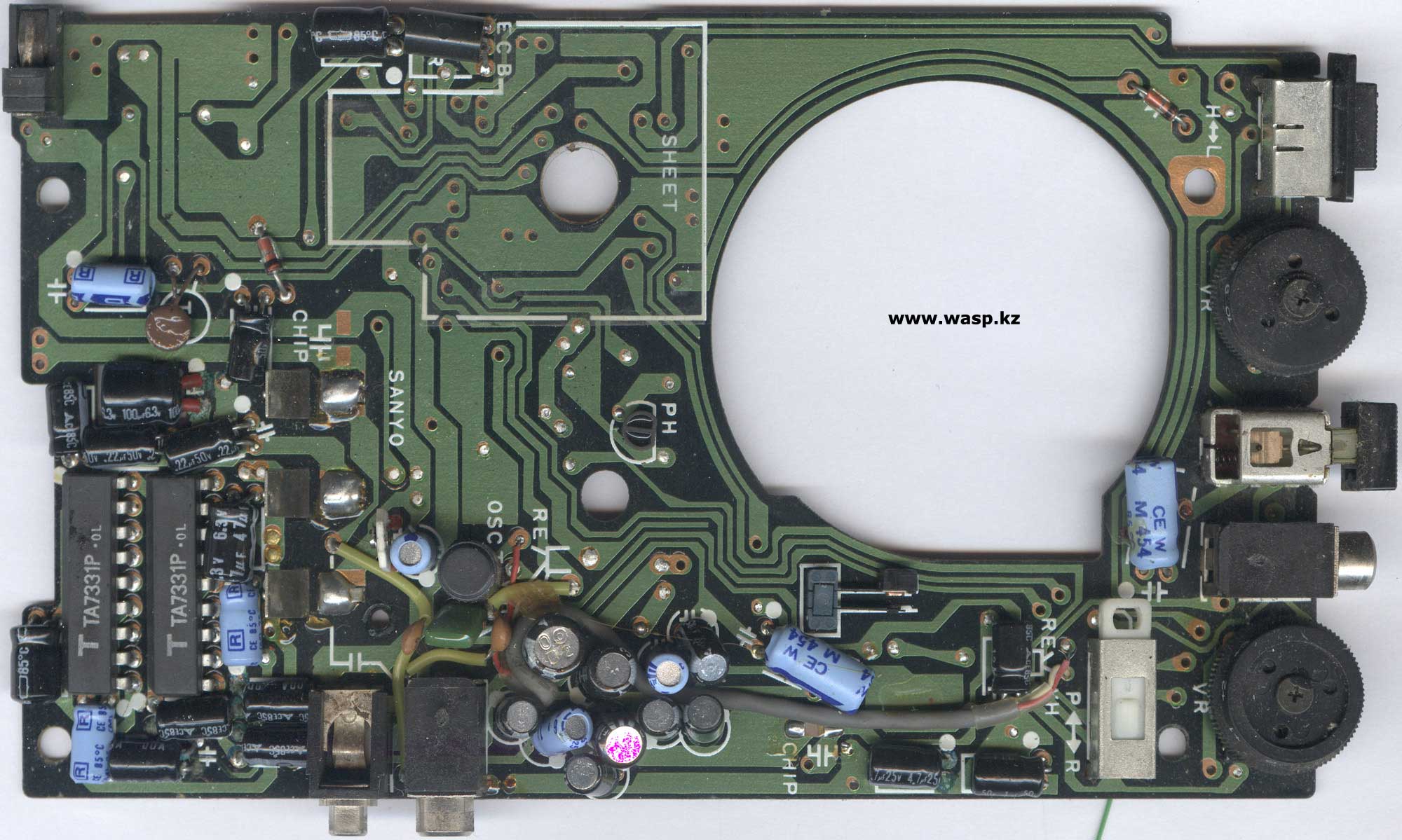 Sanyo TRC 2450 схема электрическая принципиальная Sanyo TRC 2450 схема электрическая принципиальная