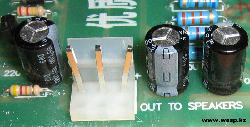 выходной разъем УНЧ на две акустические системы выходной разъем УНЧ на две акустические системы