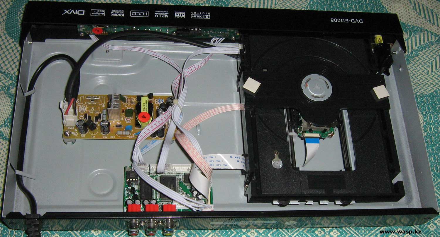 DVD-ED008 устройство плеера изнутри DVD-ED008 устройство плеера изнутри