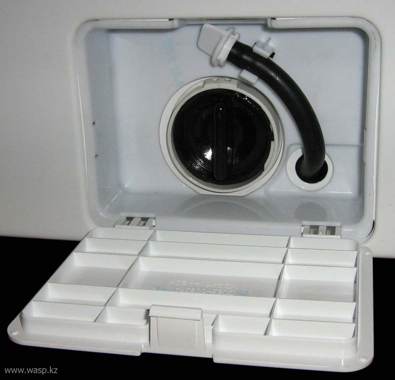 нижний аварийный слив Samsung WF-E509NZW нижний аварийный слив Samsung WF-E509NZW